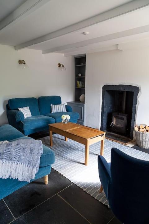 Charlestown Cottage, Woodburner, Gardens & Parking Exterior foto