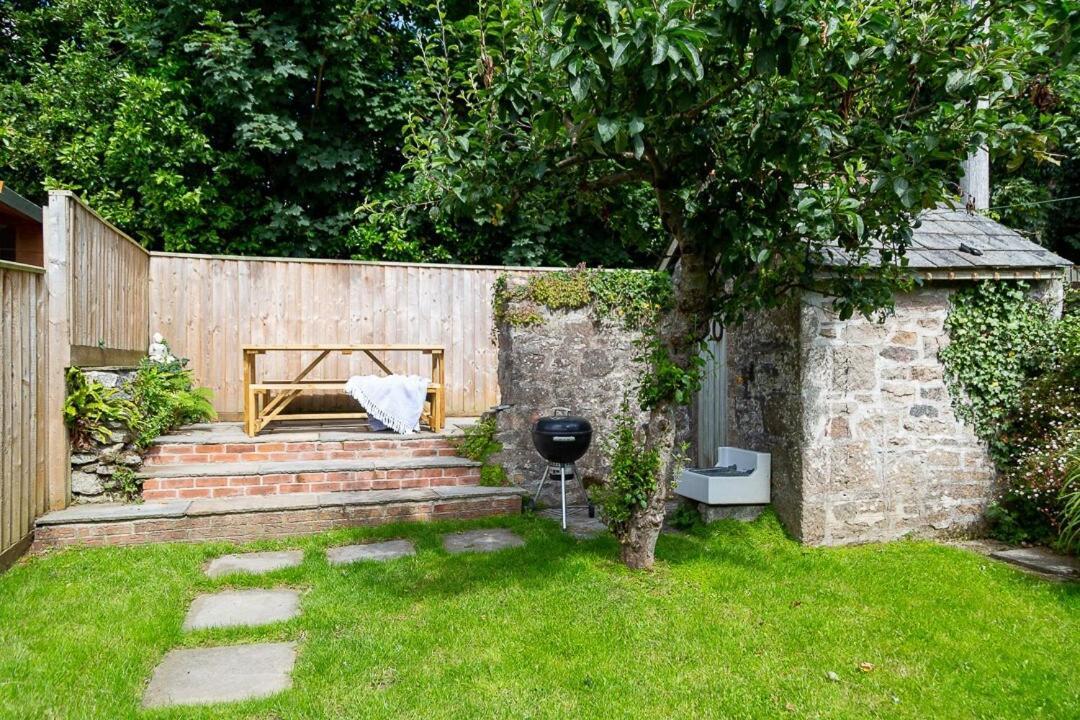 Charlestown Cottage, Woodburner, Gardens & Parking Exterior foto